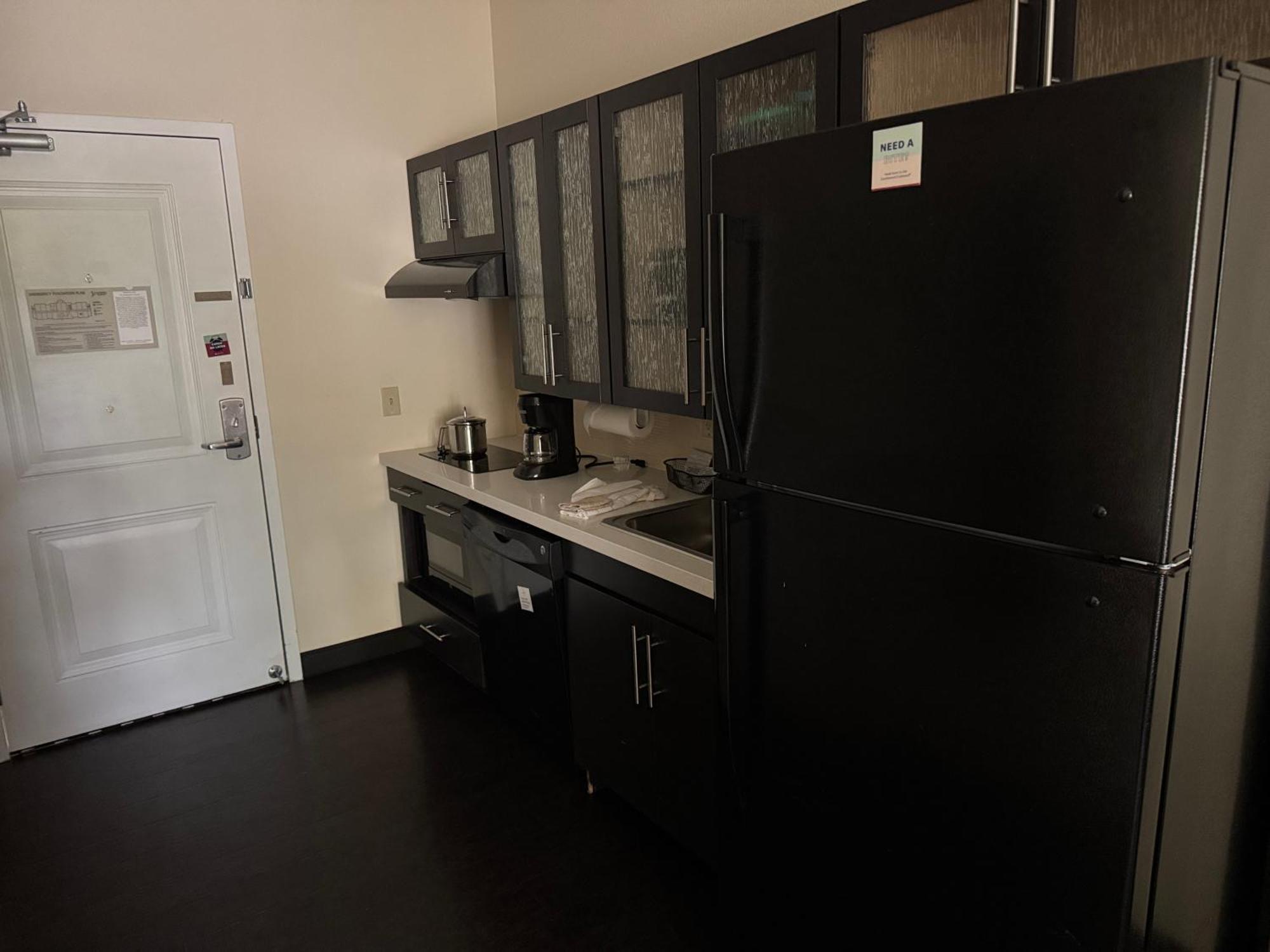 Candlewood Suites - Newark South - University Area By Ihg Exterior foto