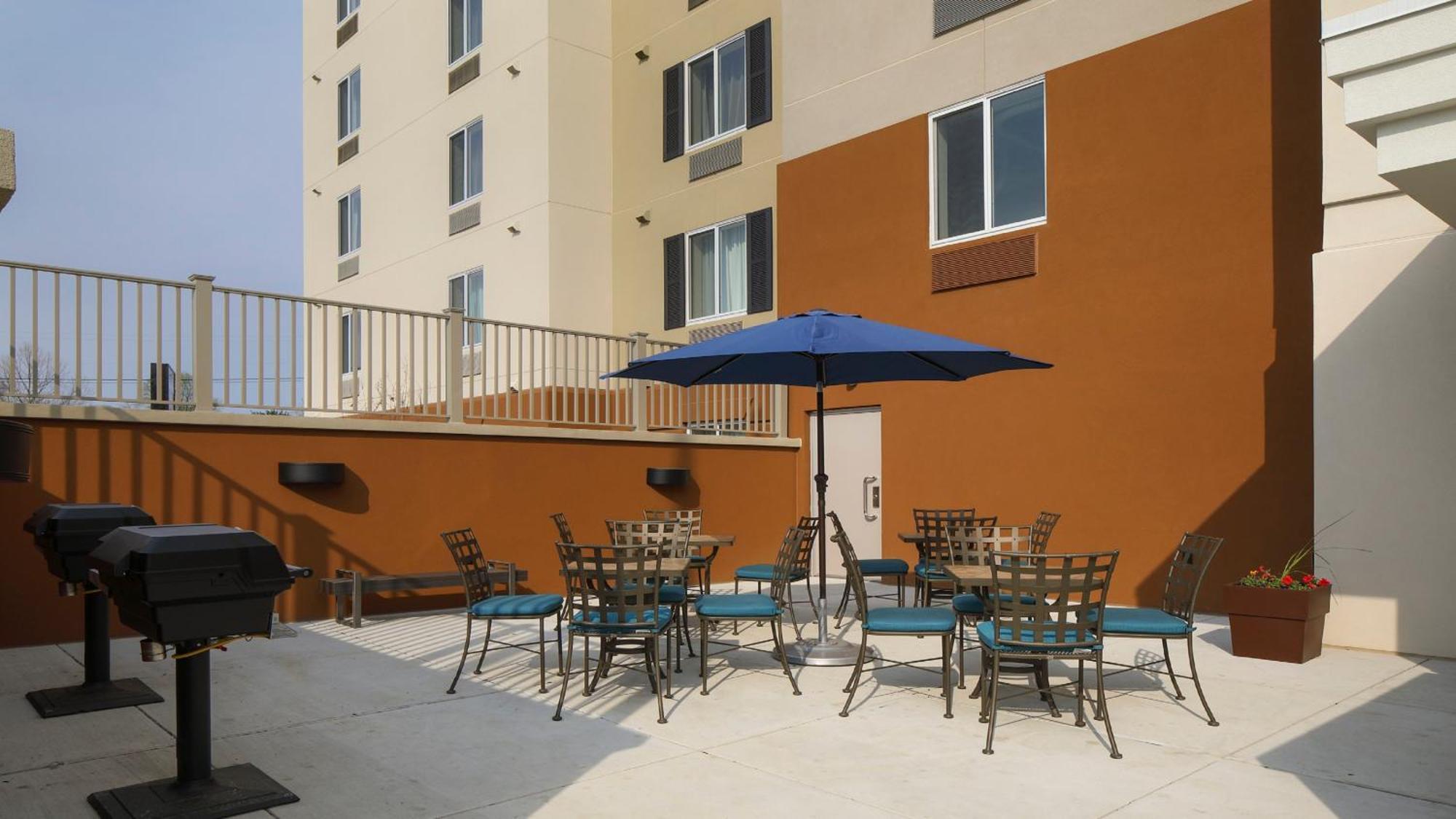 Candlewood Suites - Newark South - University Area By Ihg Exterior foto